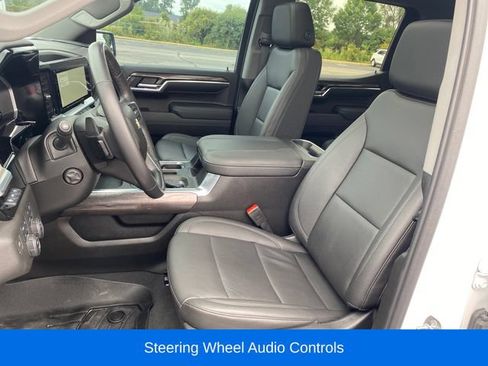 Used 2023 Chevrolet Silverado 1500 LTZ w/ LTZ Premium Package AWD/4WD image 15