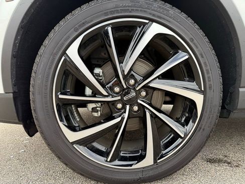 New 2025 Lincoln Corsair Reserve w/ Towing Package image 46