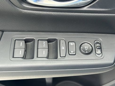 Used 2026 Honda CR-V LX image 14