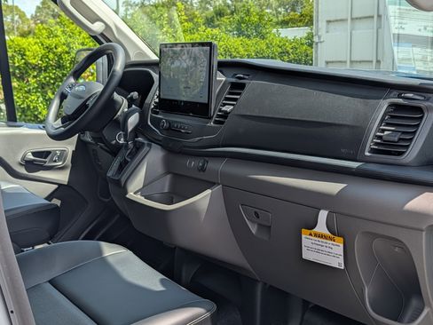 New 2026 Ford Transit 250 Low Roof RWD image 17