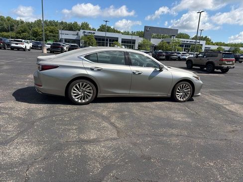Used 2019 Lexus ES 350 w/ Accessory Package 2 FWD image 26