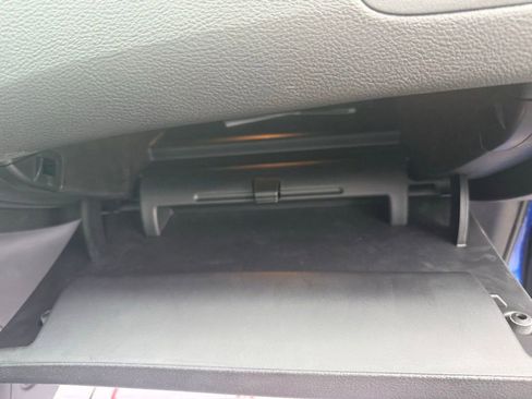 Used 2016 Chrysler 200 S w/ Navigation & Sound Group I image 23