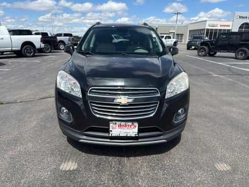 Used 2015 Chevrolet Trax LTZ AWD/4WD image 2
