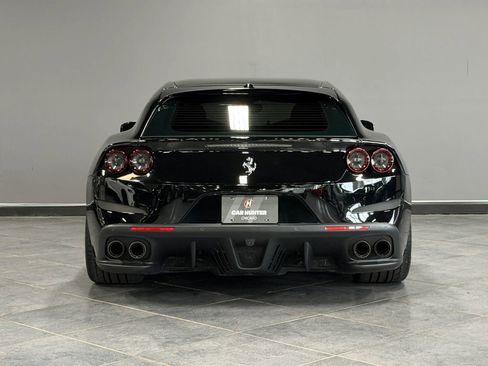 Used 2018 Ferrari GTC4Lusso AWD/4WD image 8