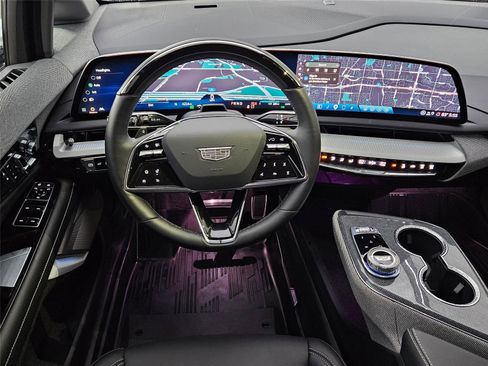 New 2026 Cadillac Optiq Luxury 1 RWD image 12