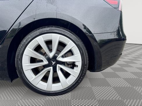 Used 2021 Tesla Model 3 Long Range AWD/4WD image 29