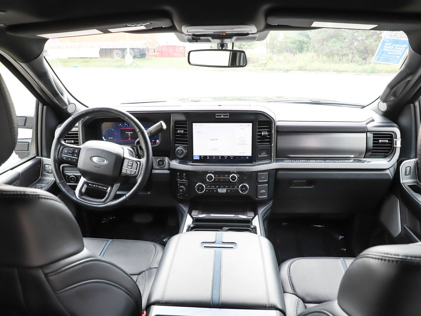 Used 2026 Ford F250 Platinum AWD/4WD image 12