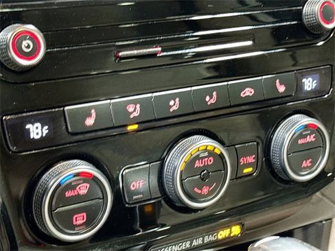 Used 2020 Volkswagen Passat 2.0T SEL image 23