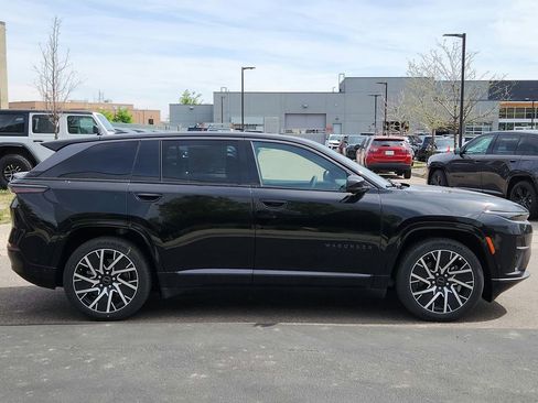 New 2025 Jeep Wagoneer S Limited image 12