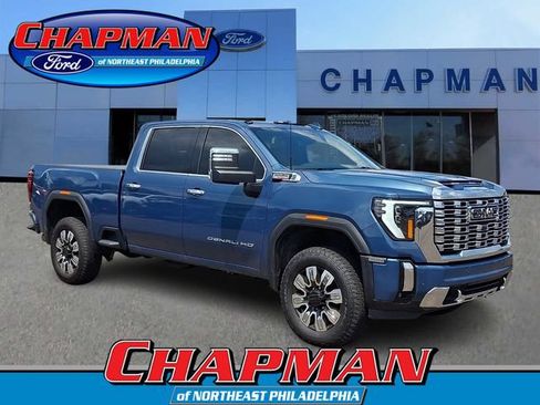 Used 2024 GMC Sierra 2500 Denali w/ Denali Reserve Package AWD/4WD image 1