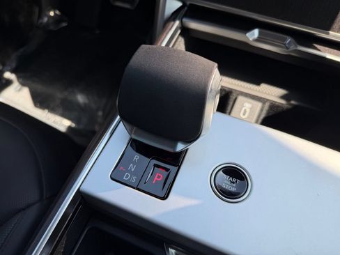 New 2026 Land Rover Range Rover SE AWD/4WD image 13