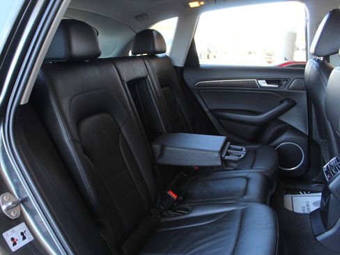 Used 2015 Audi Q5 2.0T Premium Plus w/ Technology Package AWD/4WD image 12