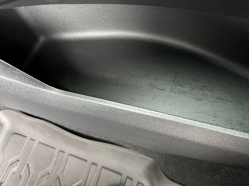 Used 2023 Ford F150 Lariat w/ Max Trailer Tow Package image 27