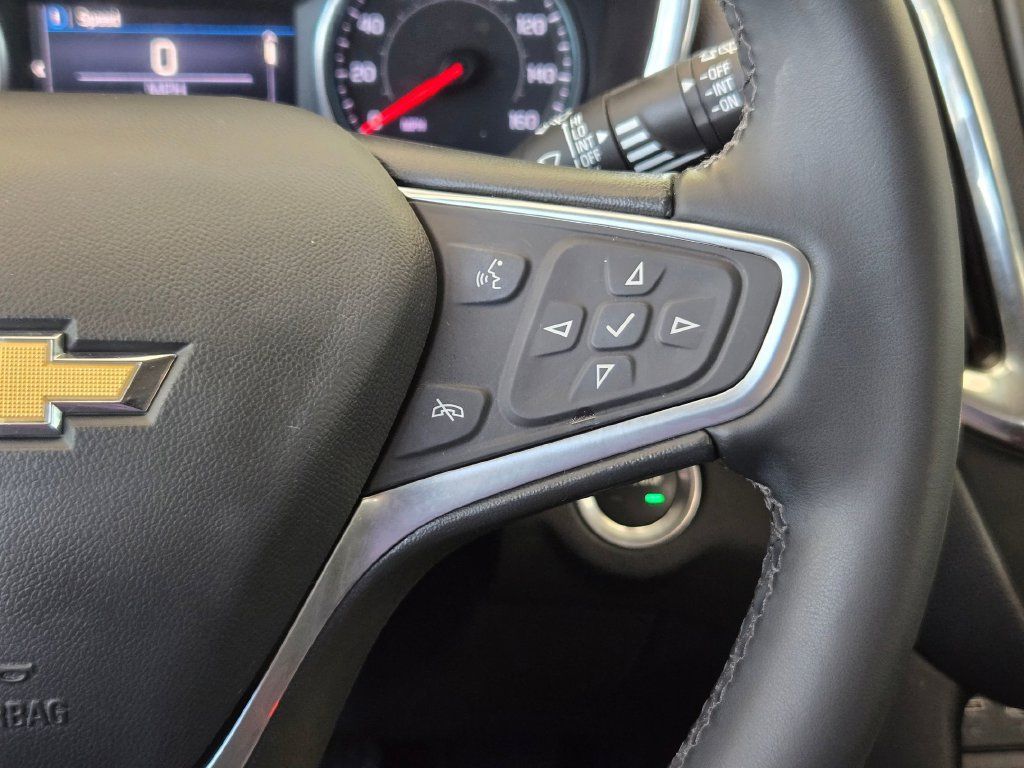 Used 2023 Chevrolet Equinox LT FWD image 22