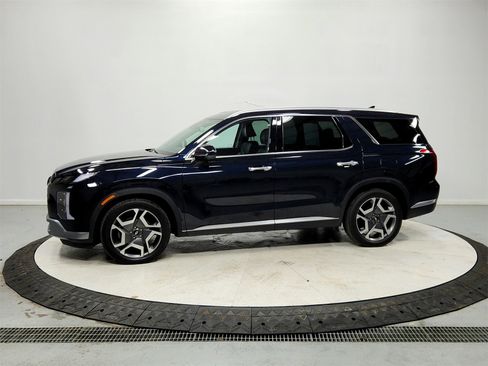 Used 2023 Hyundai Palisade Limited image 4