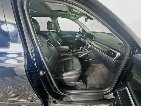 Used 2025 Kia Telluride S FWD image 33