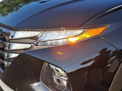 Certified 2024 Hyundai Tucson SE FWD image 9