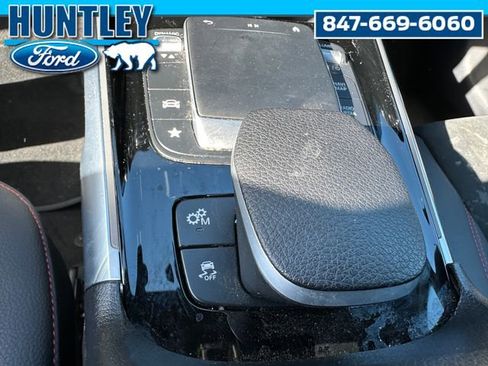 Used 2023 Mercedes-Benz GLB 35 AMG 4MATIC w/ Premium Package image 15