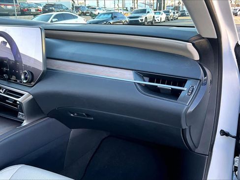 Used 2024 Lexus RX 350 Premium image 18