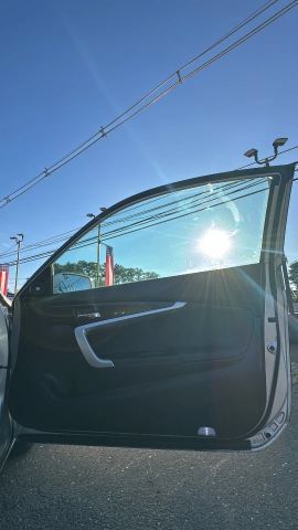 Used 2015 Honda Accord EX-L image 18