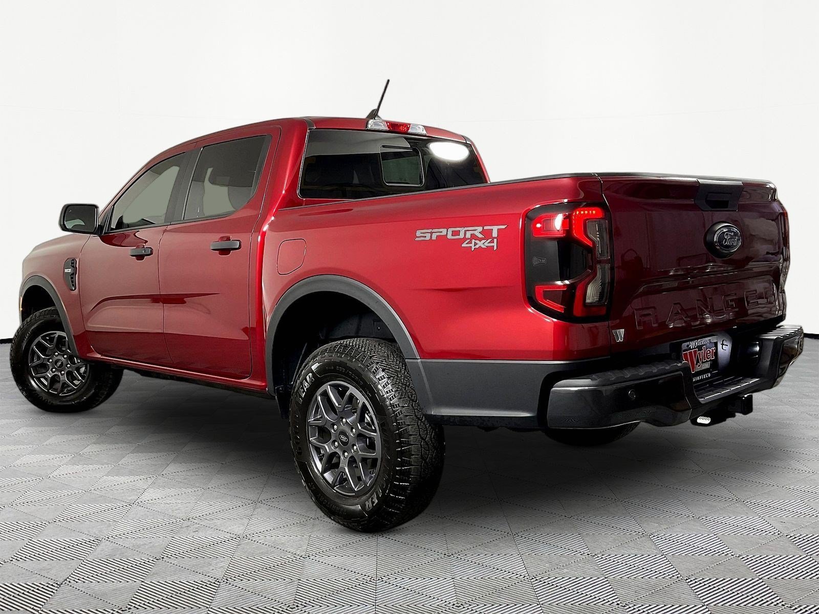 Used 2026 Ford Ranger XLT w/ Equipment Group 301A High AWD/4WD image 4