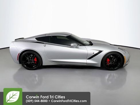 Used 2019 Chevrolet Corvette Stingray Coupe w/ 2LT Preferred Equipment Group RWD image 16