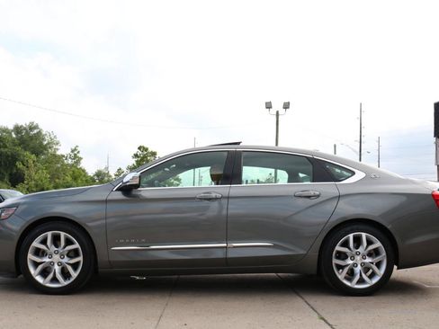 Used 2016 Chevrolet Impala LTZ w/ Enhanced Convenience Package FWD image 19