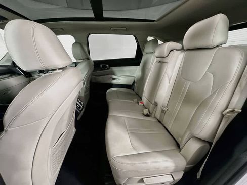 Used 2023 Kia Sorento S w/ Panoramic Sunroof Package FWD image 14