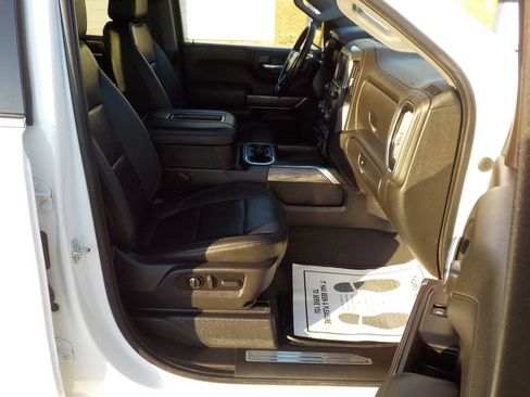 Used 2021 Chevrolet Silverado 1500 LTZ w/ Technology Package AWD/4WD image 28