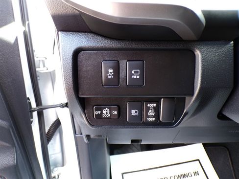 Used 2022 Toyota Tacoma Limited image 25