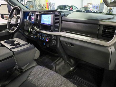 Used 2024 Ford F350 XLT w/ FX4 Off-Road Package AWD/4WD image 20