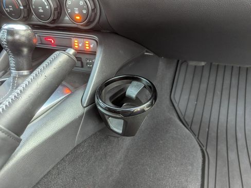 Used 2021 MAZDA MX-5 Miata RF Club RWD image 32