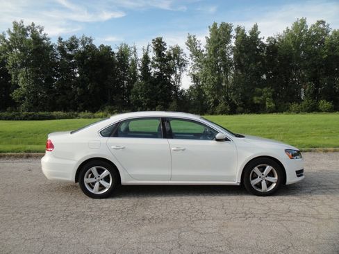 Used 2013 Volkswagen Passat 2.5 SE FWD image 8