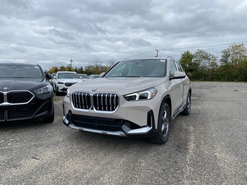 New 2026 BMW X1 xDrive28i w/ Technology Package AWD/4WD image 1