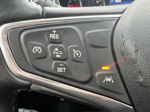 Used 2020 Chevrolet Equinox LT image 6