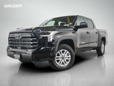 Used 2026 Toyota Tundra SR5 w/ SR5 Convenience Package AWD/4WD image 1