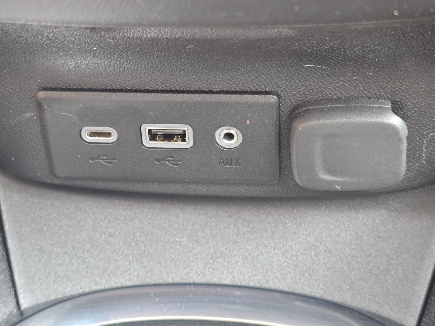 Used 2022 Chevrolet Malibu LT FWD image 8