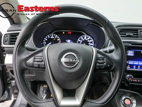 Used 2023 Nissan Maxima SV w/ Floor Mat Group image 10