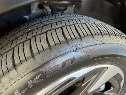 Used 2025 Subaru Crosstrek 2.5i Limited w/ Popular Package #3A image 29