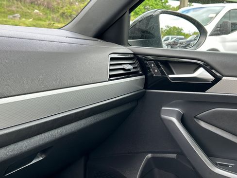 Used 2019 Volkswagen Jetta R-Line w/ R-Line Cold Weather Package FWD image 19