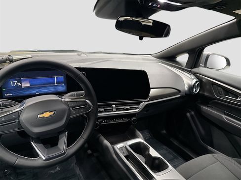 New 2026 Chevrolet Equinox EV LT w/ Comfort Package image 23