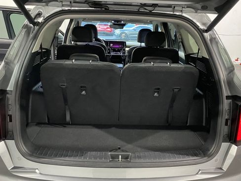 Used 2024 Kia Sorento EX w/ Panoramic Sunroof Package image 8