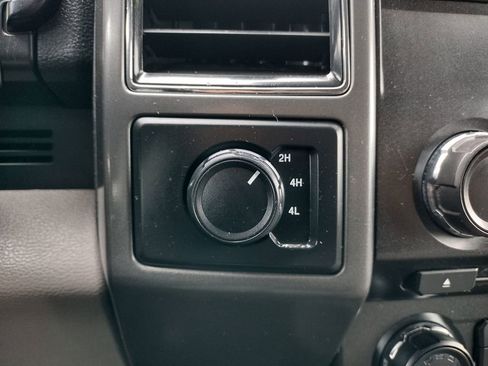 Used 2017 Ford F150 XLT w/ Equipment Group 301A Mid AWD/4WD image 26