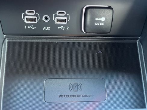 New 2025 Jeep Grand Cherokee Altitude image 19