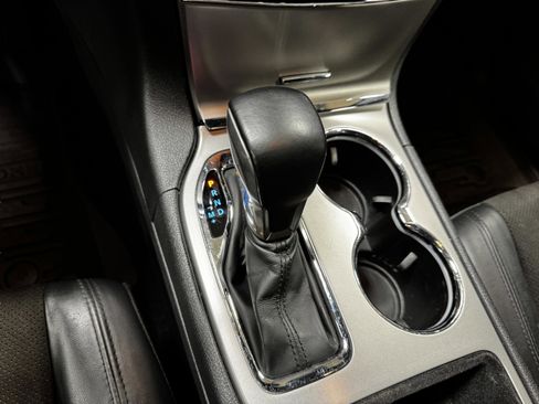 Used 2021 Jeep Grand Cherokee Laredo X image 30