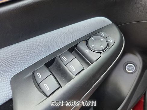 Used 2025 Buick Envista Preferred w/ Convenience I Package FWD image 30