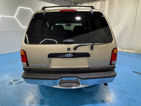 Used 1999 Ford Explorer 4WD 4-Door image 8