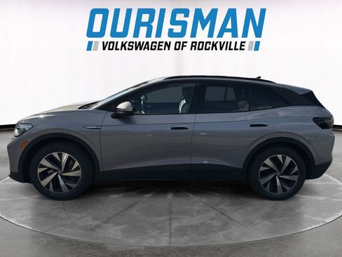 Used 2023 Volkswagen ID.4 Pro image 3