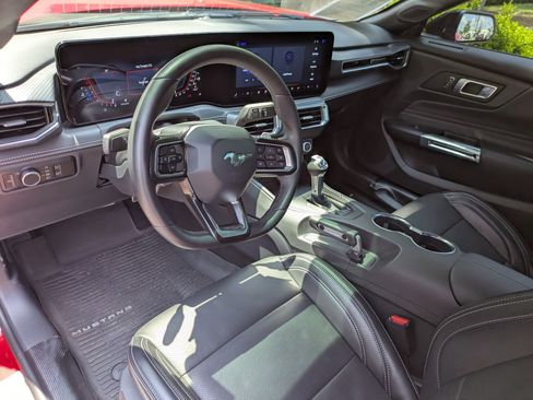 Certified 2025 Ford Mustang GT Premium w/ GT Performance Package RWD image 25