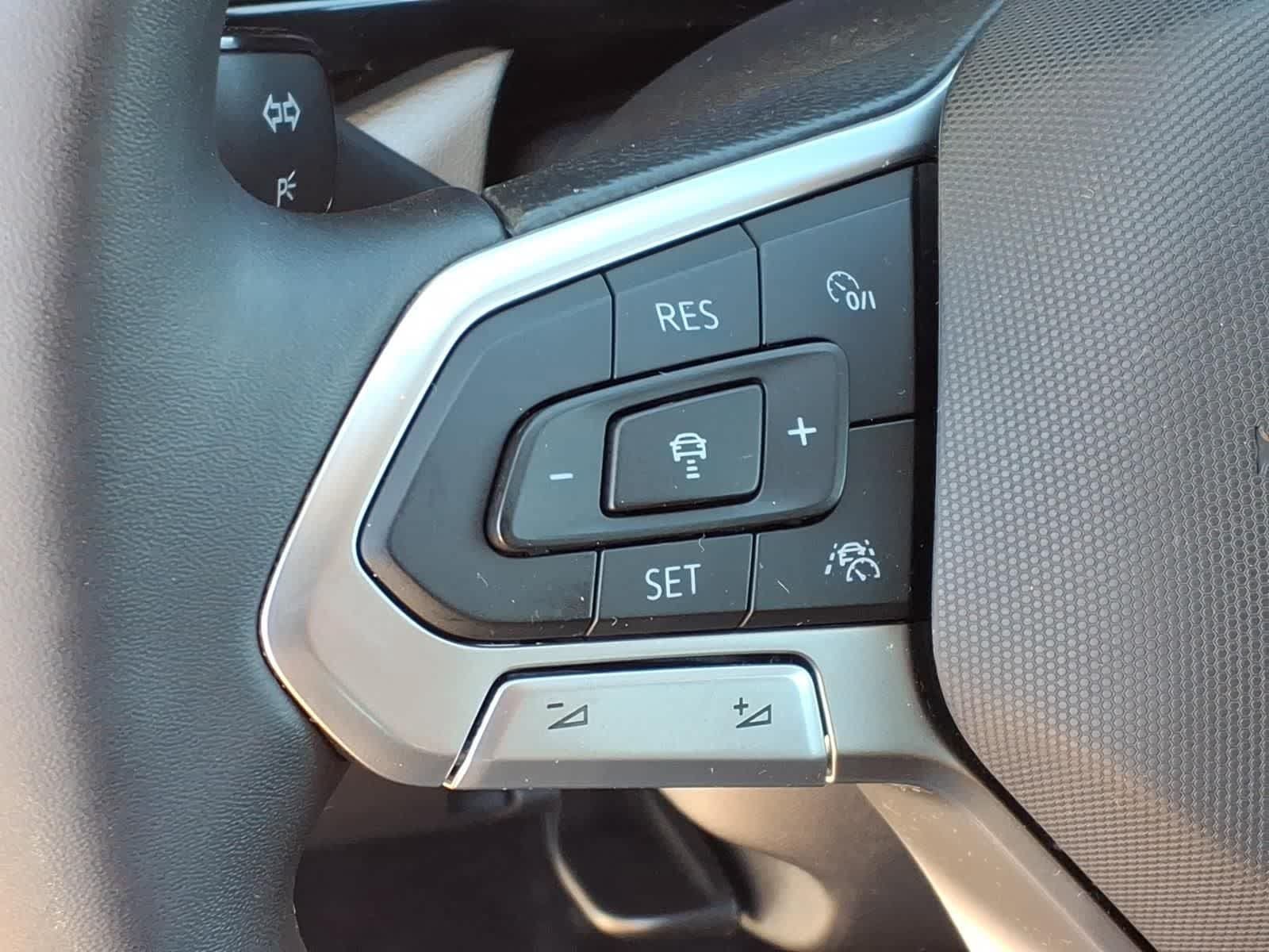 Used 2022 Volkswagen Taos S AWD/4WD image 16
